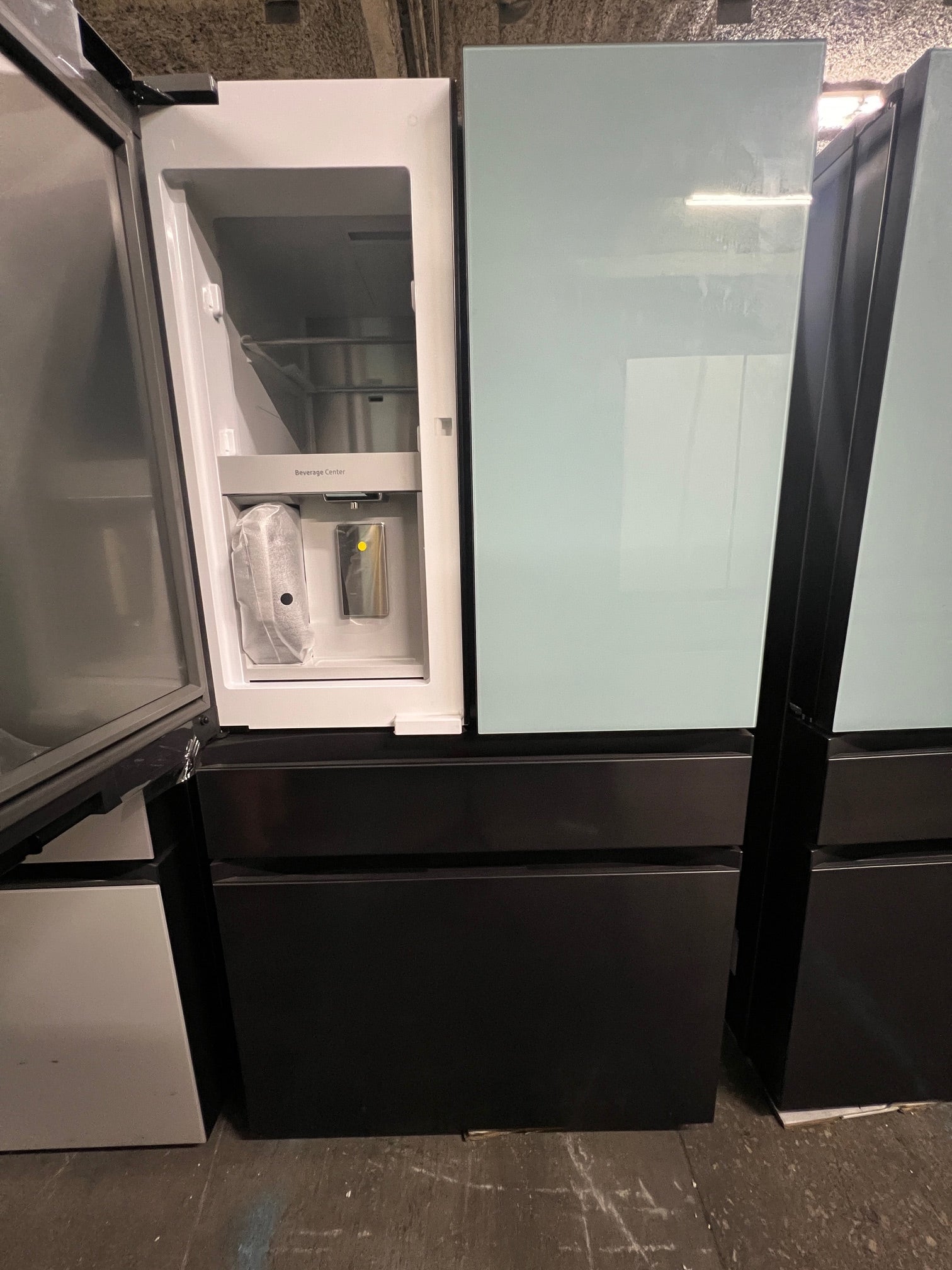 Samsung BESPOKE 23 cu. Counter Depth ft. 4-Door Blue & Black